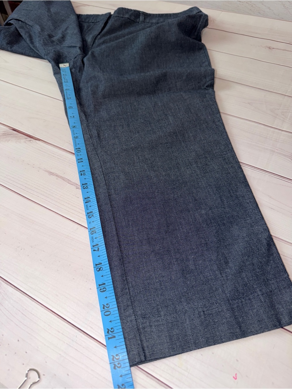 Ann Taylor  Cropped Straight-Leg Pants - Picture 7 of 8